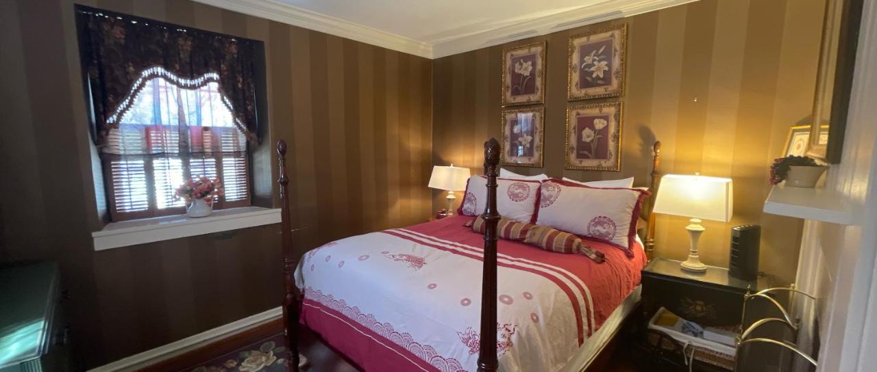 Wayside 3* Ellicott City